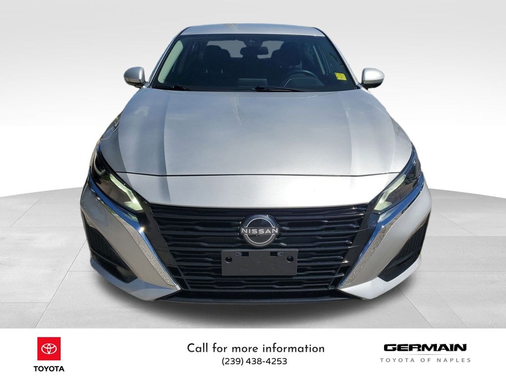 Used 2023 Nissan Altima 2.5 SV Sedan