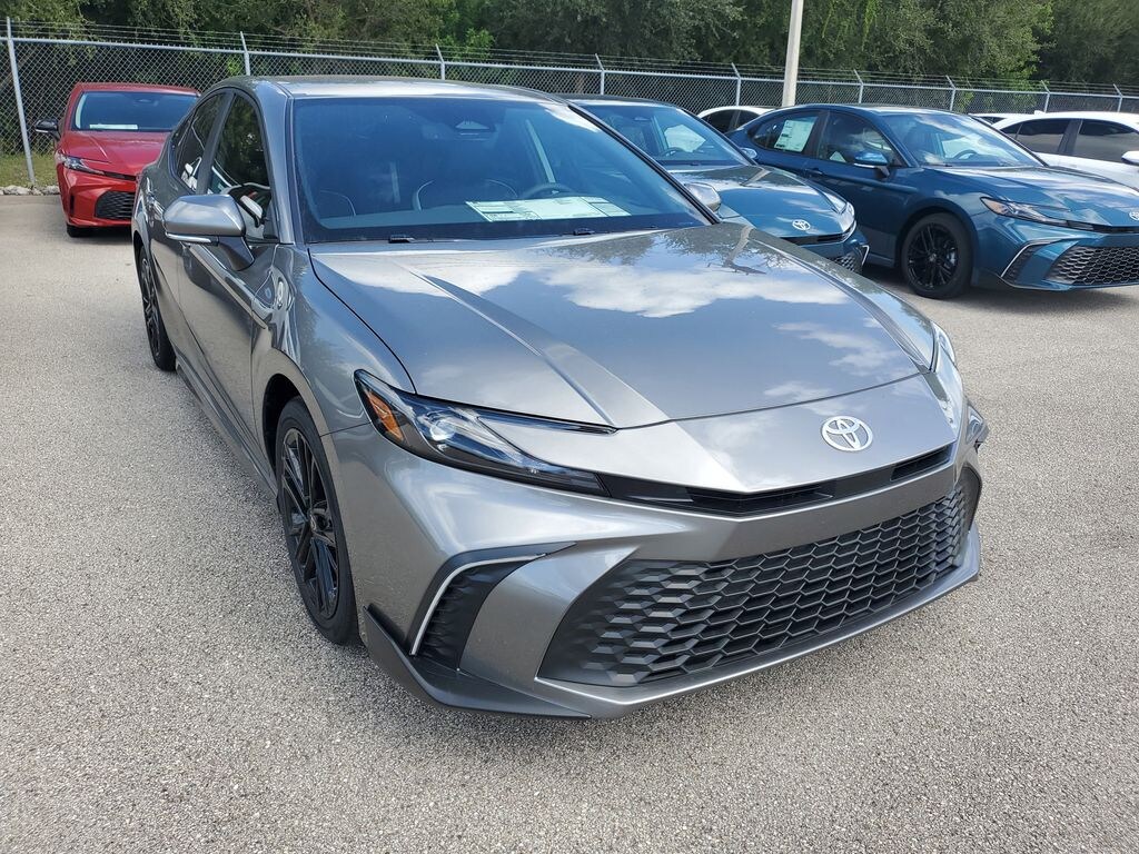 New 2026 Toyota Camry SE Sedan