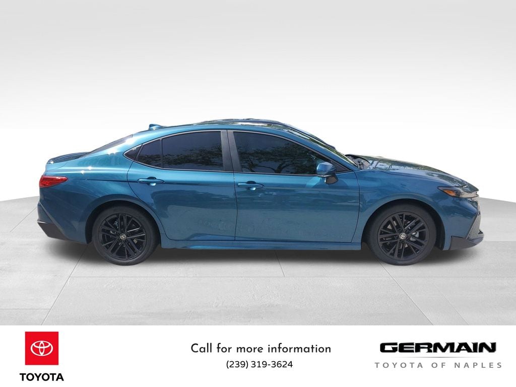 New 2025 Toyota Camry SE Sedan