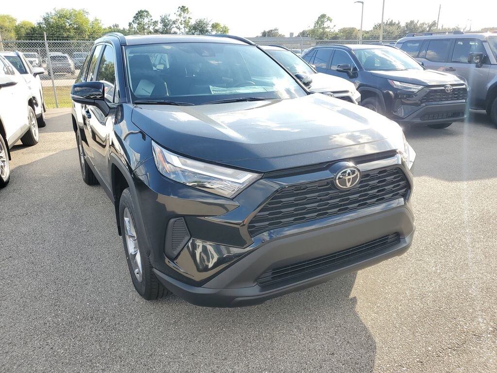 New 2025 Toyota RAV4 XLE SUV