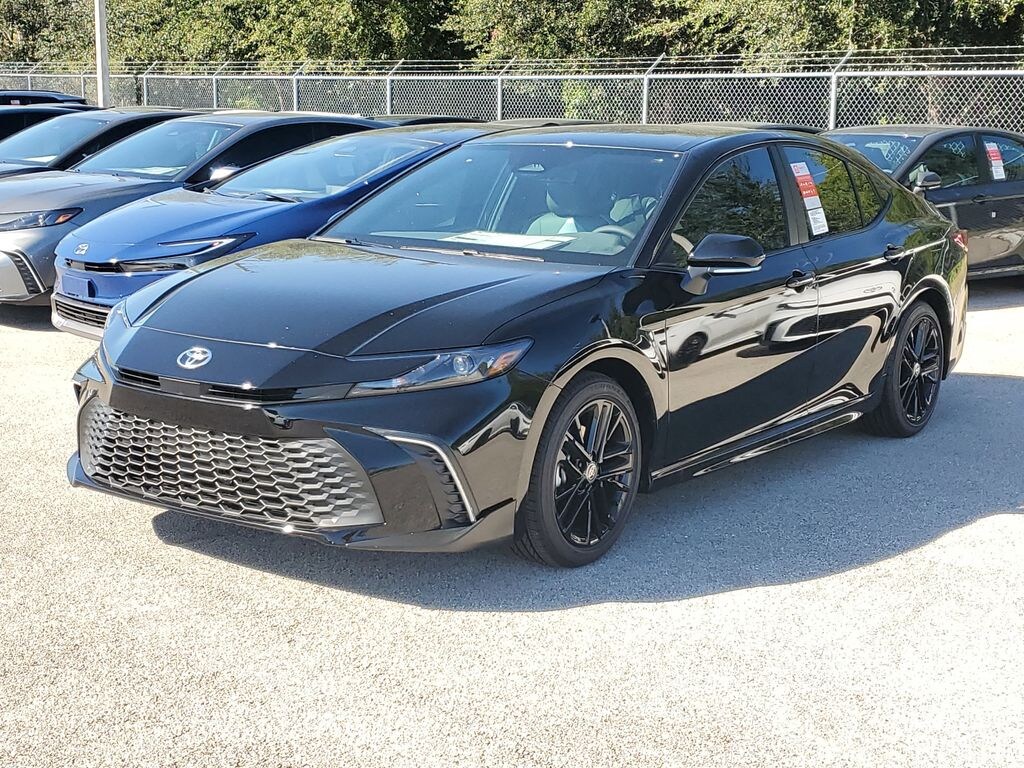New 2026 Toyota Camry SE Sedan