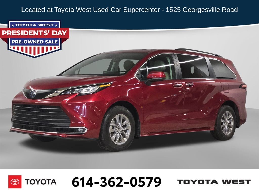 Used 2022 Toyota Sienna XLE Van Passenger Van