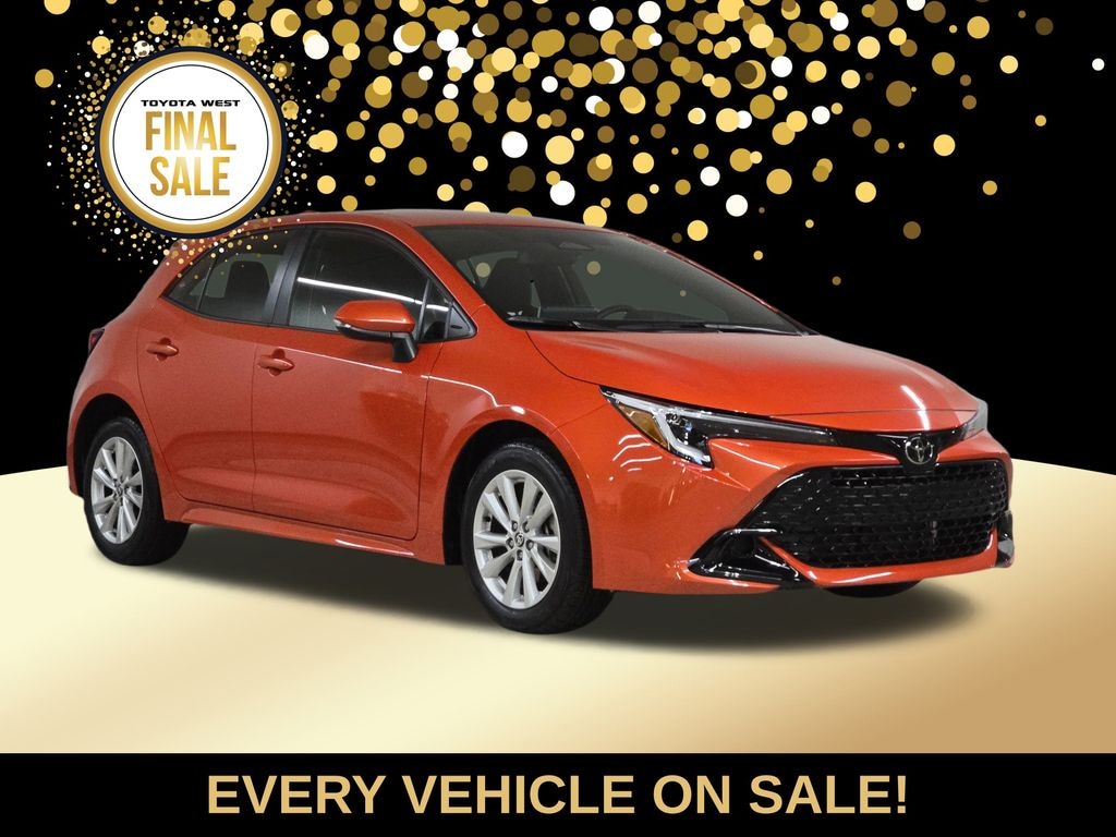 Used 2025 Toyota Corolla Hatchback SE Hatchback