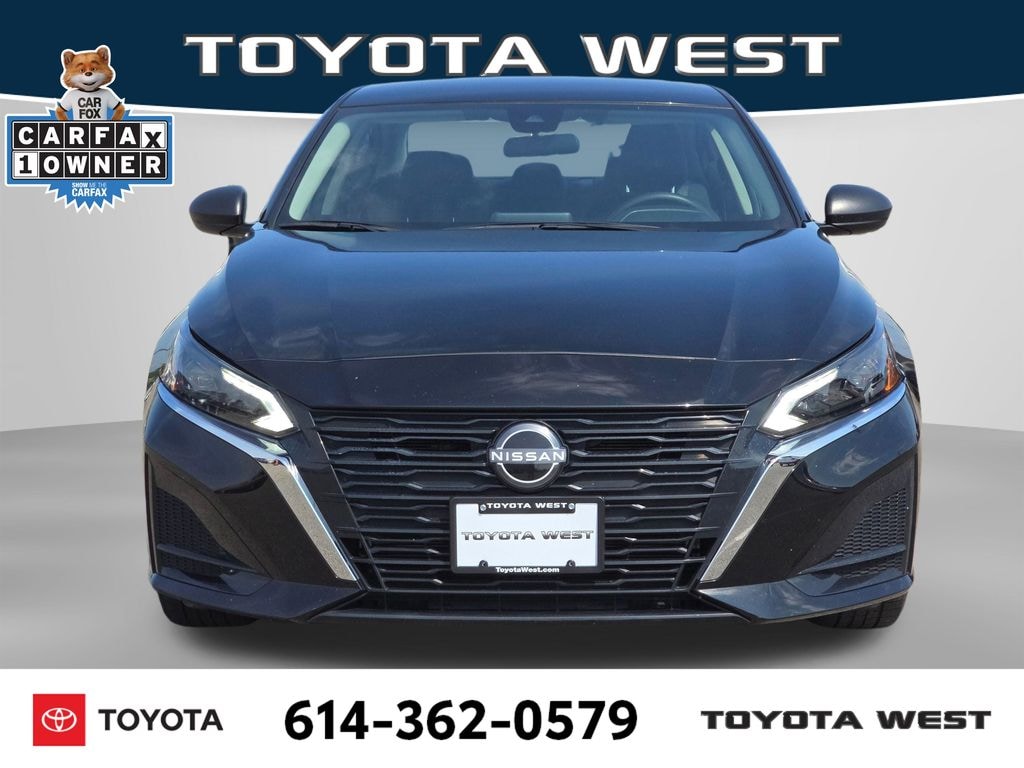 Used 2025 Nissan Altima SV Sedan