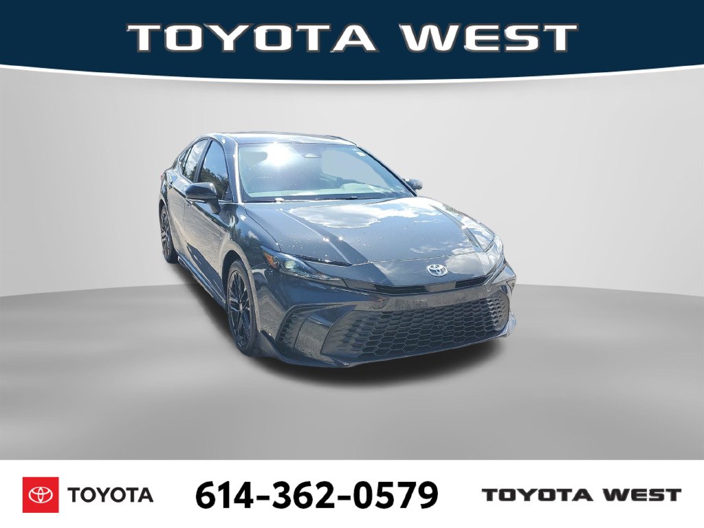 Used 2026 Toyota Camry SE Sedan