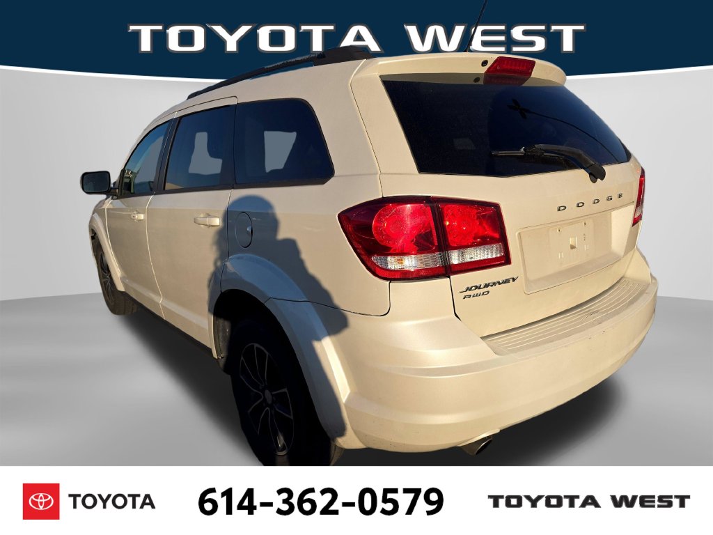 Used 2017 Dodge Journey SE SUV
