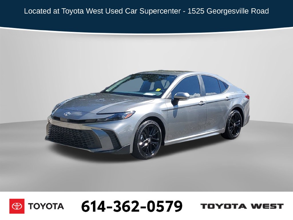 Used 2026 Toyota Camry SE Sedan