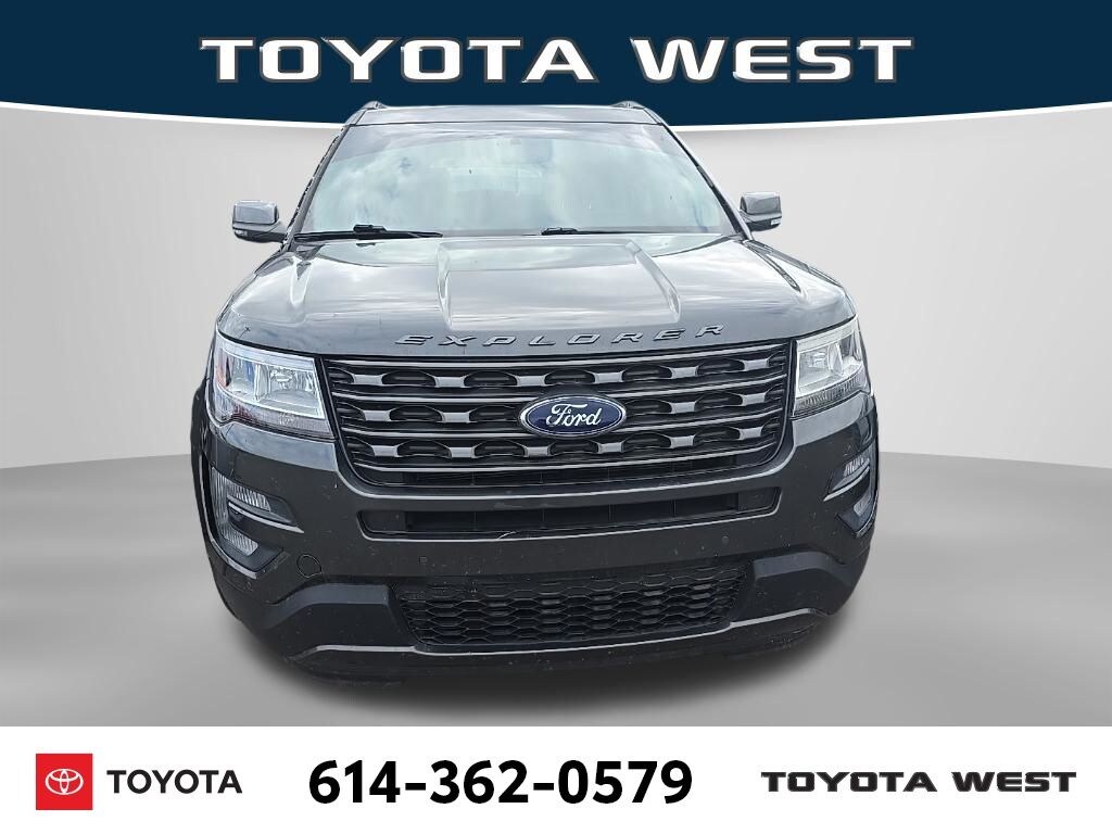 Used 2017 Ford Explorer XLT SUV