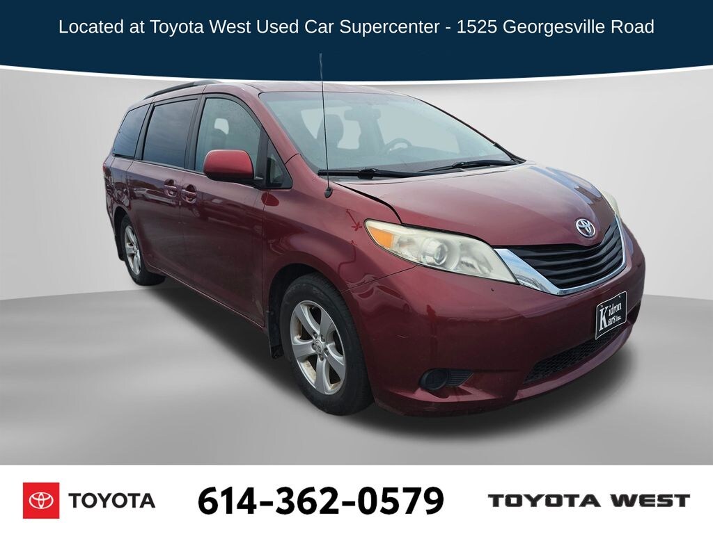 Used 2011 Toyota Sienna LE V6 Van