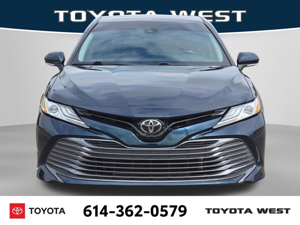 Used 2020 Toyota Camry XLE Sedan