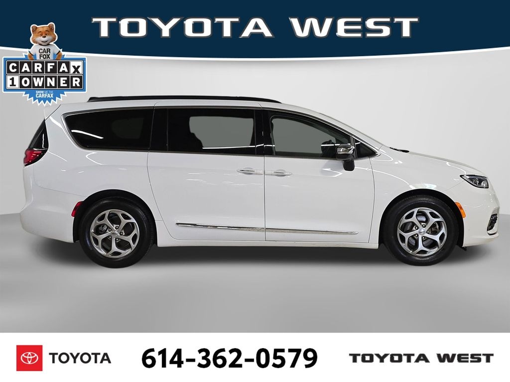 Used 2023 Chrysler Pacifica Limited Van Passenger Van