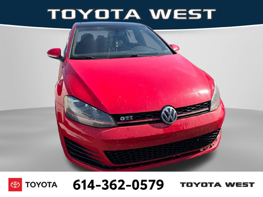 Used 2016 Volkswagen Golf GTI SE 4-Door Hatchback