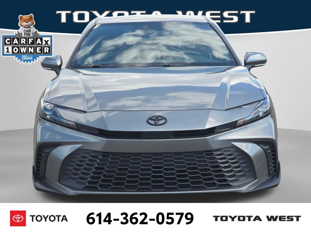 Used 2025 Toyota Camry SE Sedan