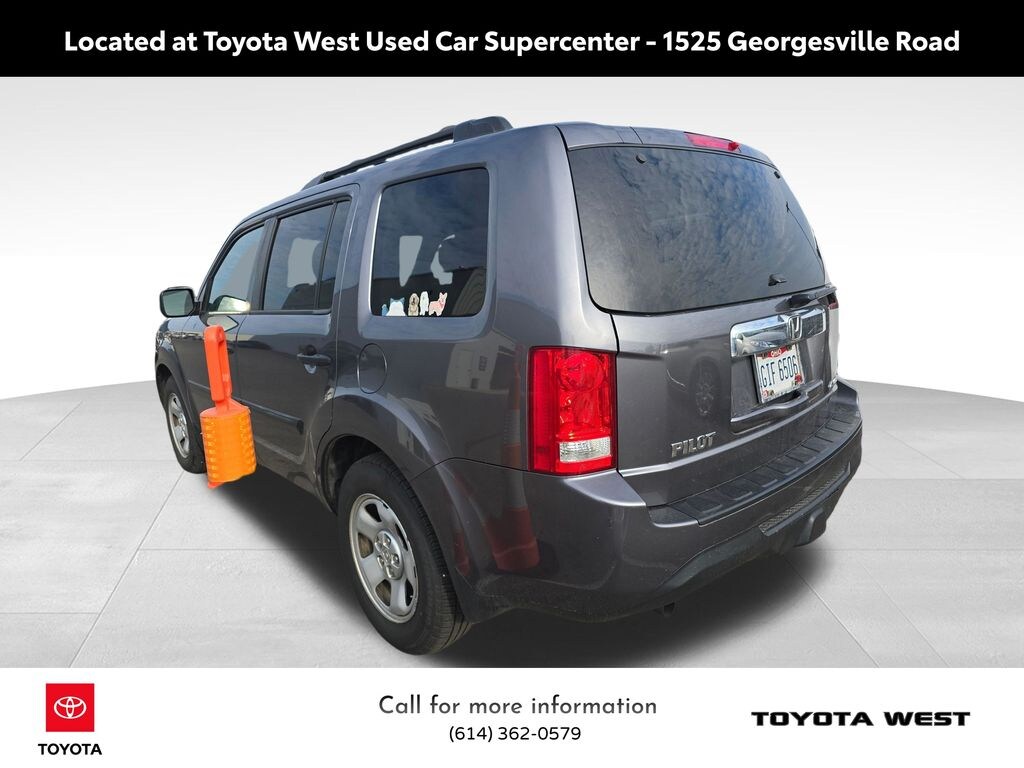 Used 2015 Honda Pilot LX AWD SUV