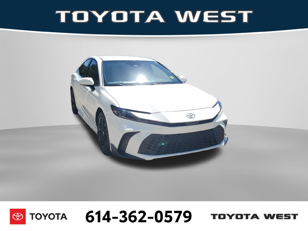 Used 2026 Toyota Camry SE Sedan