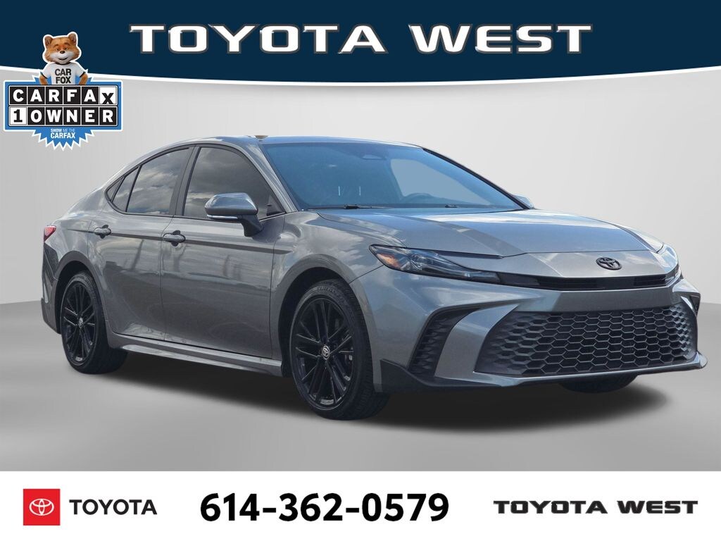 Used 2025 Toyota Camry SE Sedan