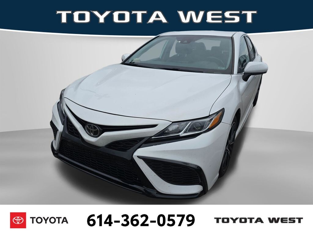 Used 2021 Toyota Camry SE Sedan