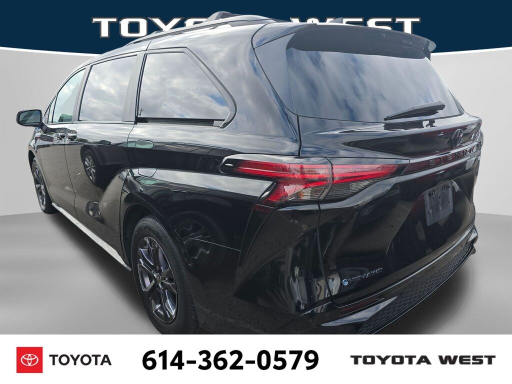 Used 2025 Toyota Sienna XSE 7 Passenger Van Passenger Van