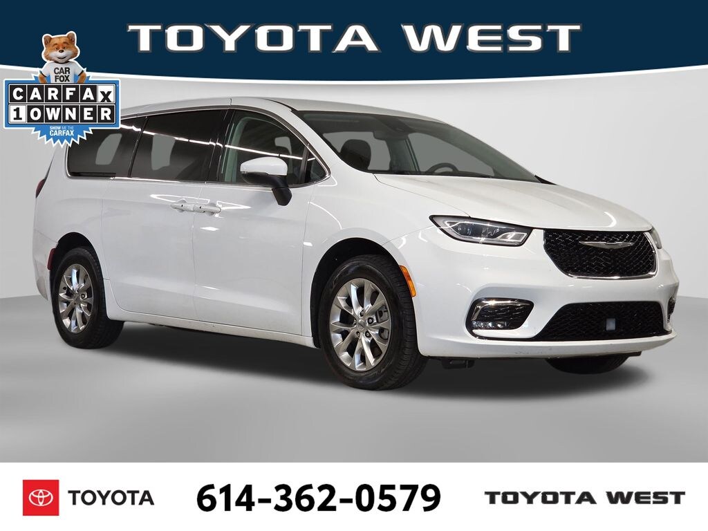 Used 2023 Chrysler Pacifica Touring L Van Passenger Van