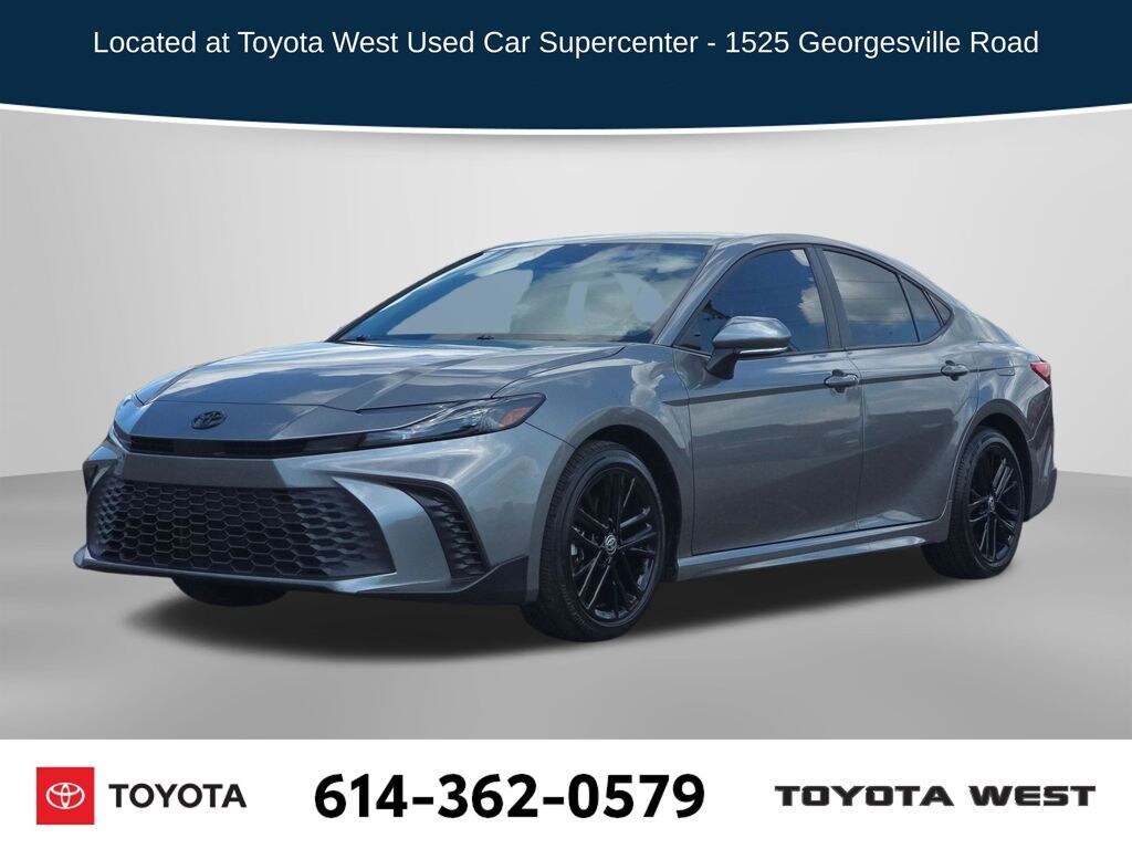 Used 2025 Toyota Camry SE Sedan