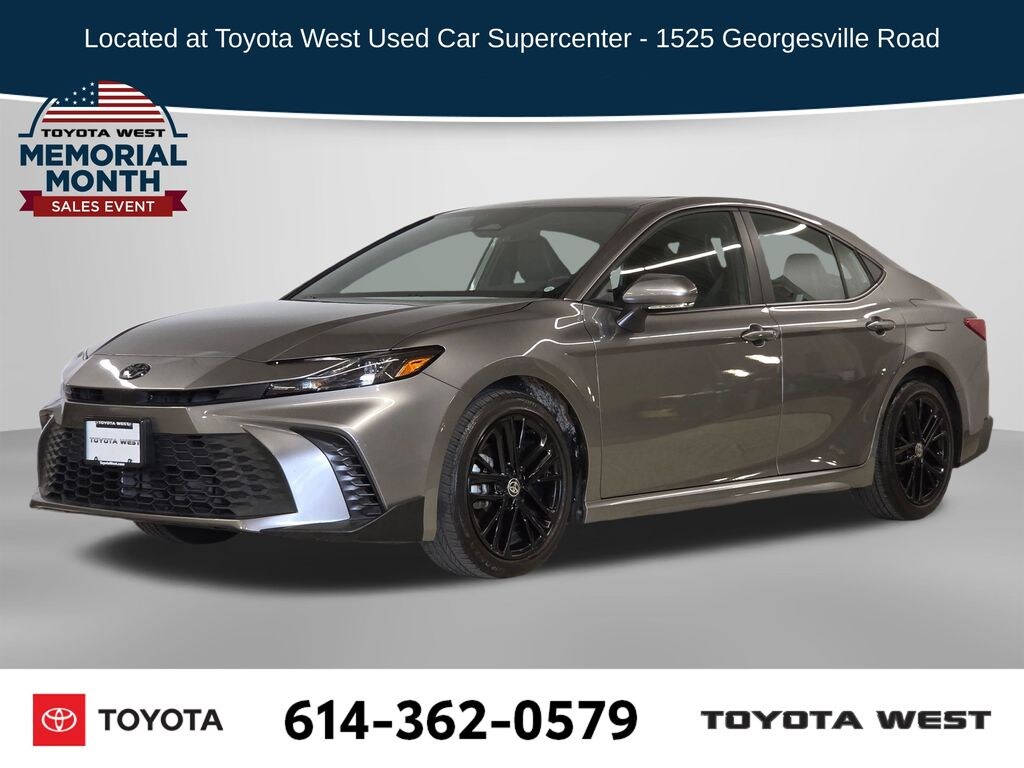 Used 2025 Toyota Camry SE Sedan