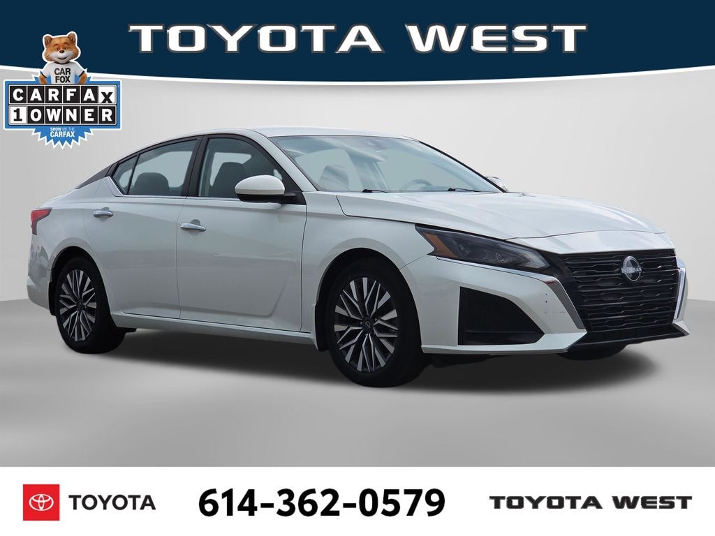 Used 2023 Nissan Altima 2.5 SV Sedan
