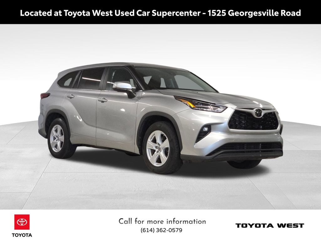 Used 2024 Toyota Highlander LE SUV