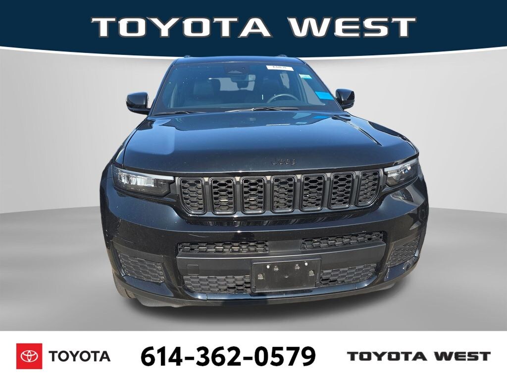 Used 2023 Jeep Grand Cherokee L Laredo SUV