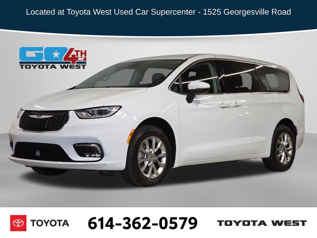 Used 2023 Chrysler Pacifica Touring L Van Passenger Van