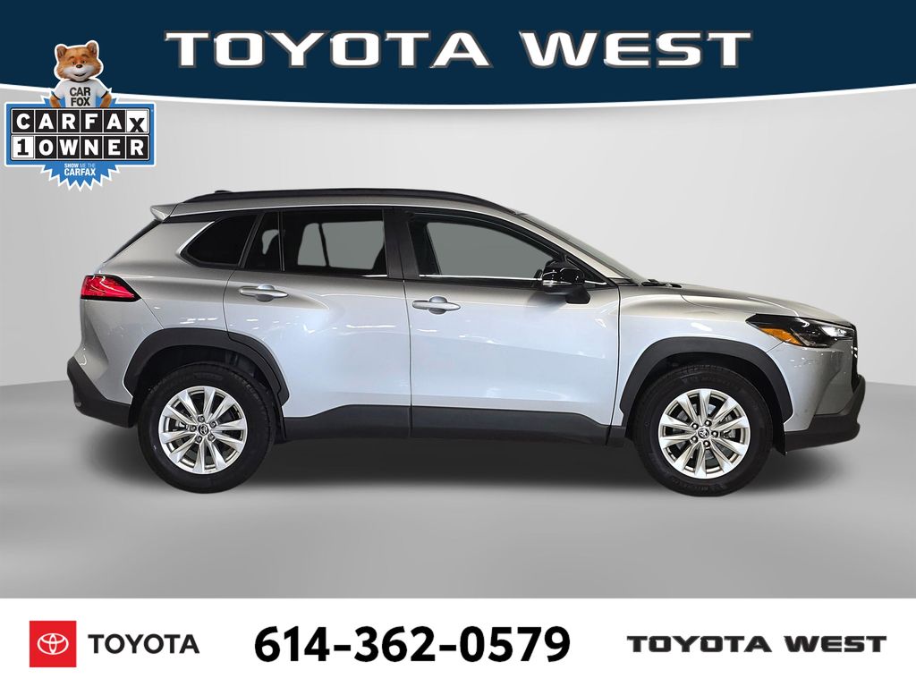Used 2025 Toyota Corolla Cross LE SUV