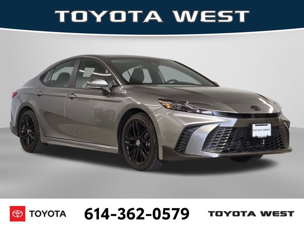 Used 2025 Toyota Camry SE Sedan