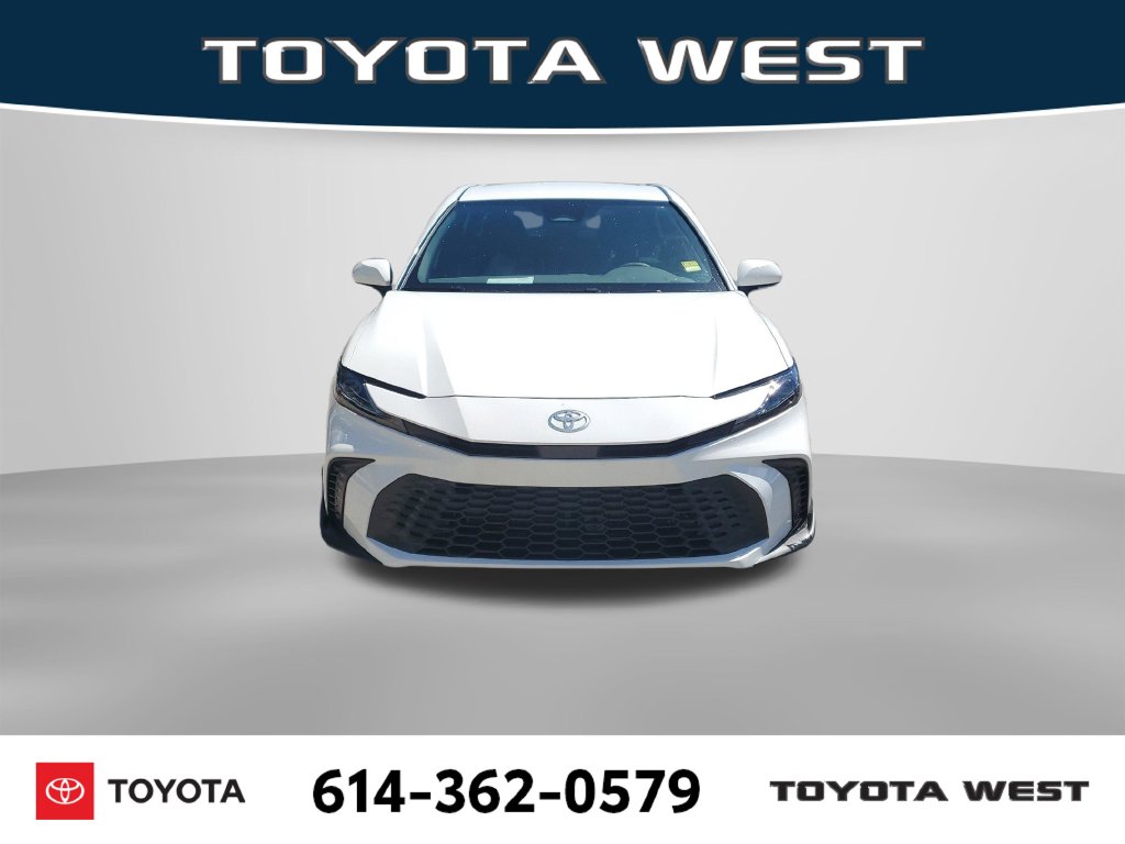 Used 2026 Toyota Camry SE Sedan