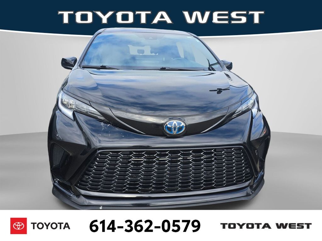 Used 2025 Toyota Sienna XSE 7 Passenger Van Passenger Van