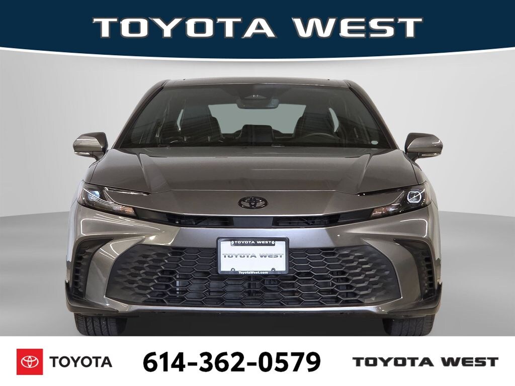 Used 2025 Toyota Camry SE Sedan