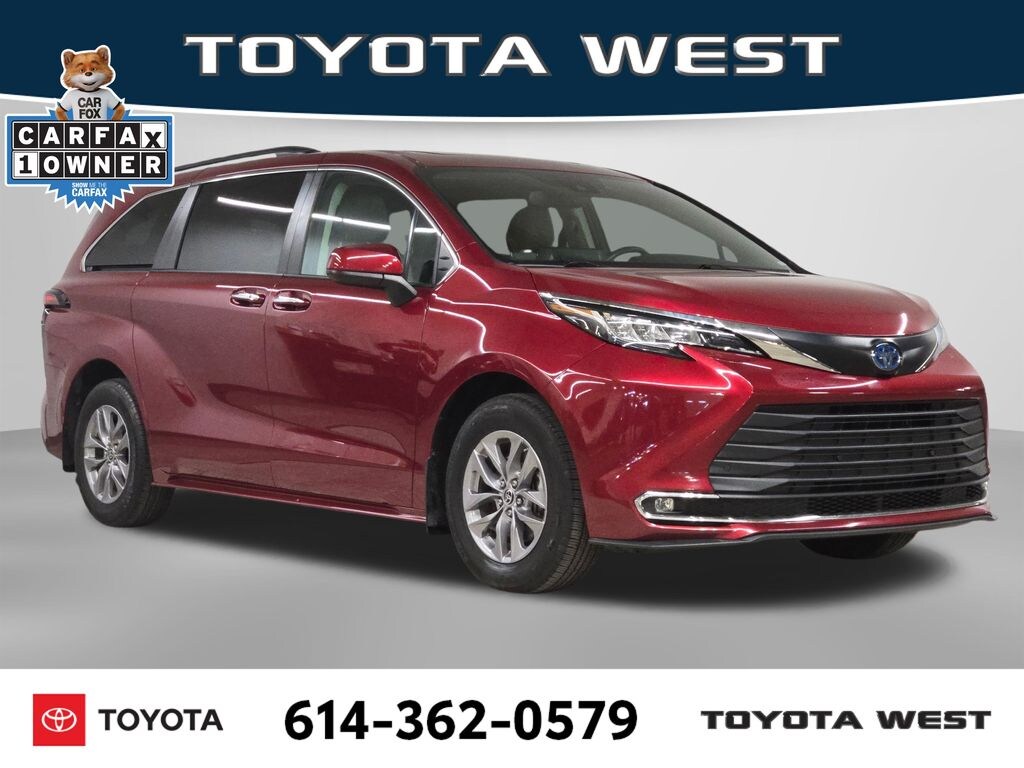 Used 2022 Toyota Sienna XLE Van Passenger Van