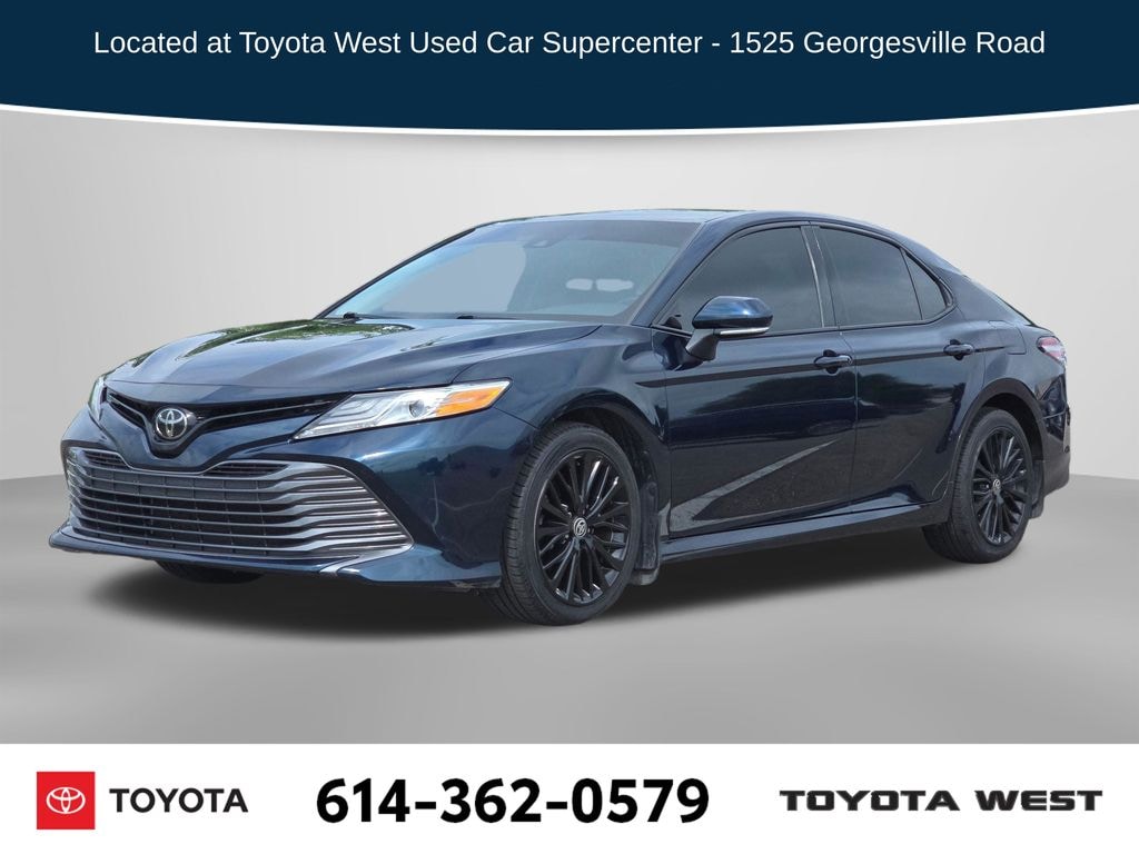 Used 2020 Toyota Camry XLE Sedan