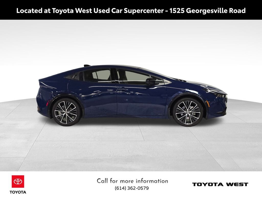 Used 2025 Toyota Prius XLE Hatchback