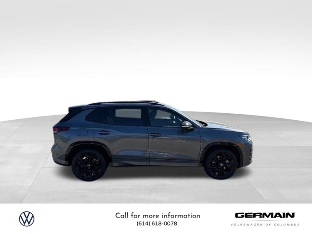 New 2025 Volkswagen Tiguan 2.0T SE R-Line Black SUV