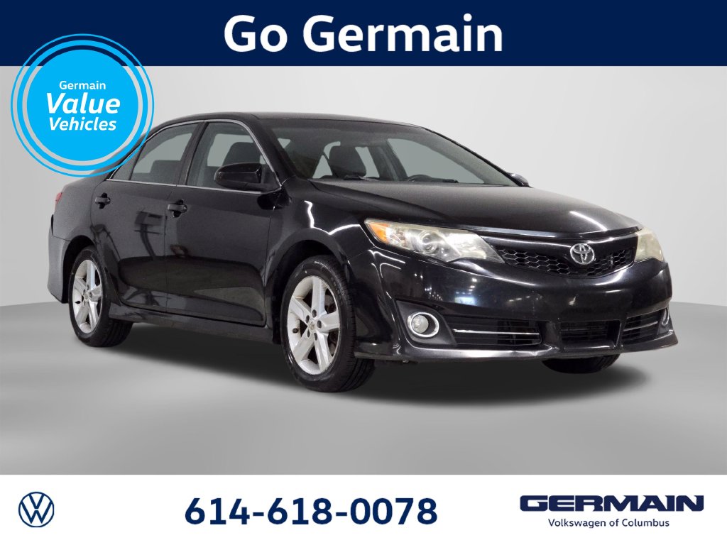 Used 2012 Toyota Camry SE Sedan