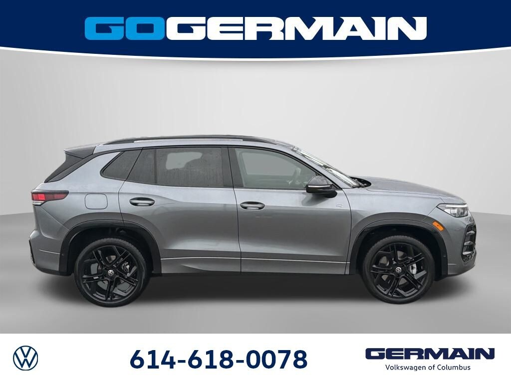 New 2026 Volkswagen Tiguan 2.0T SE R-Line Black SUV