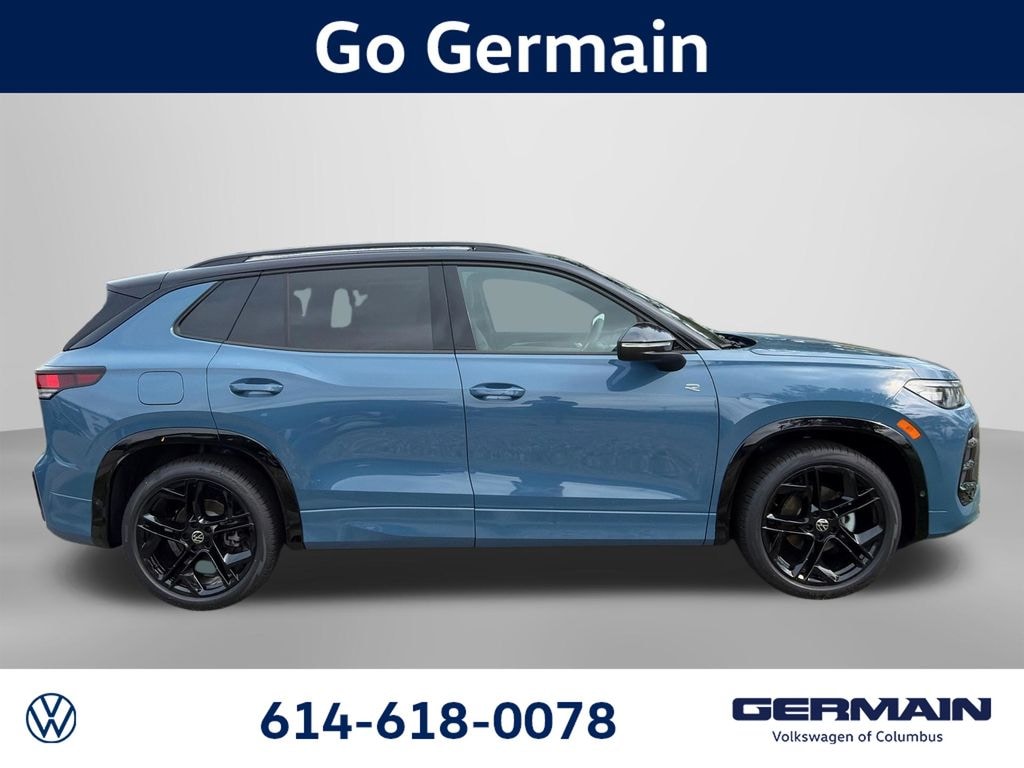 New 2026 Volkswagen Tiguan SE R-Line Black SUV