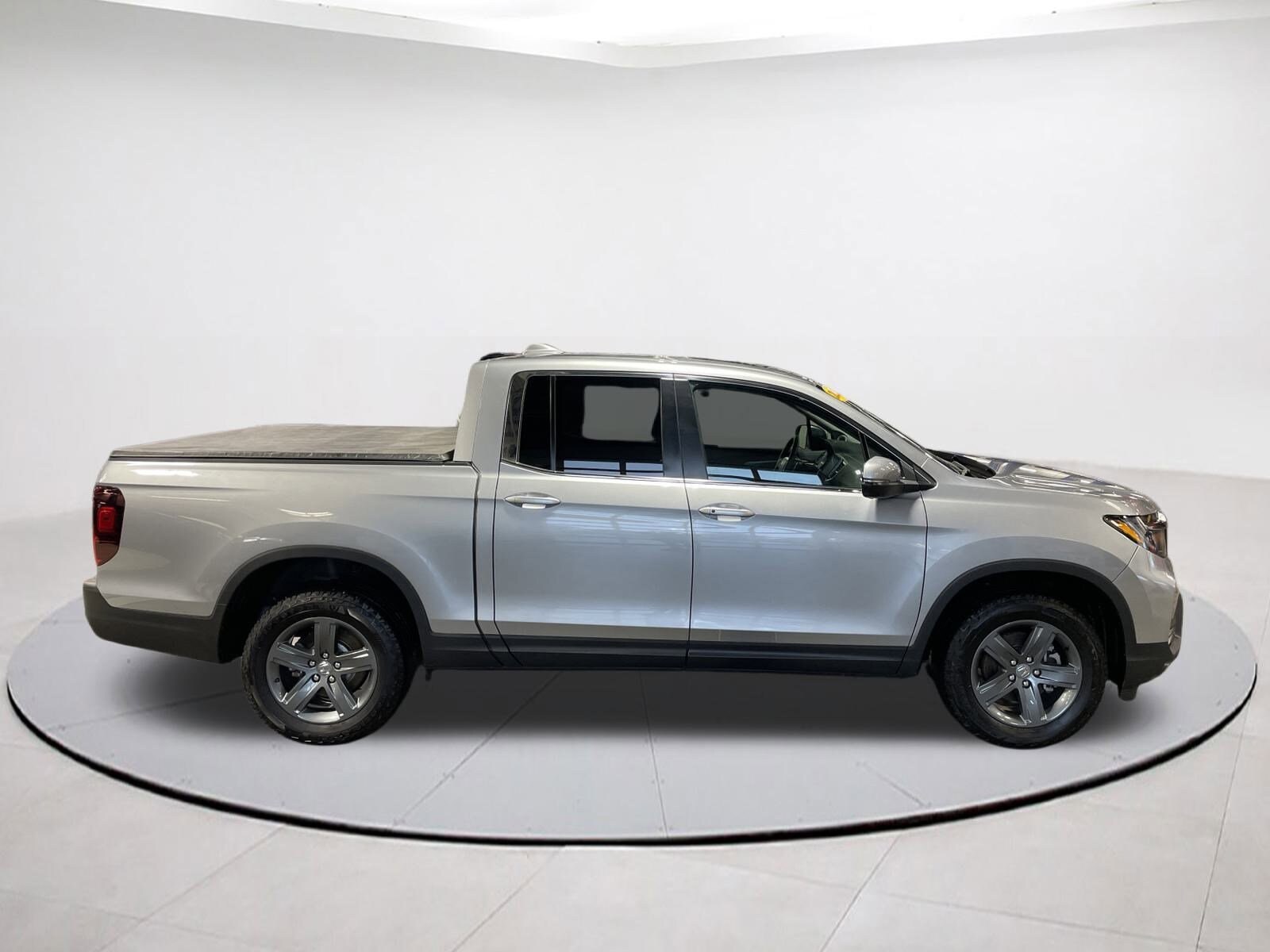 2023 Honda Ridgeline RTL photo 4