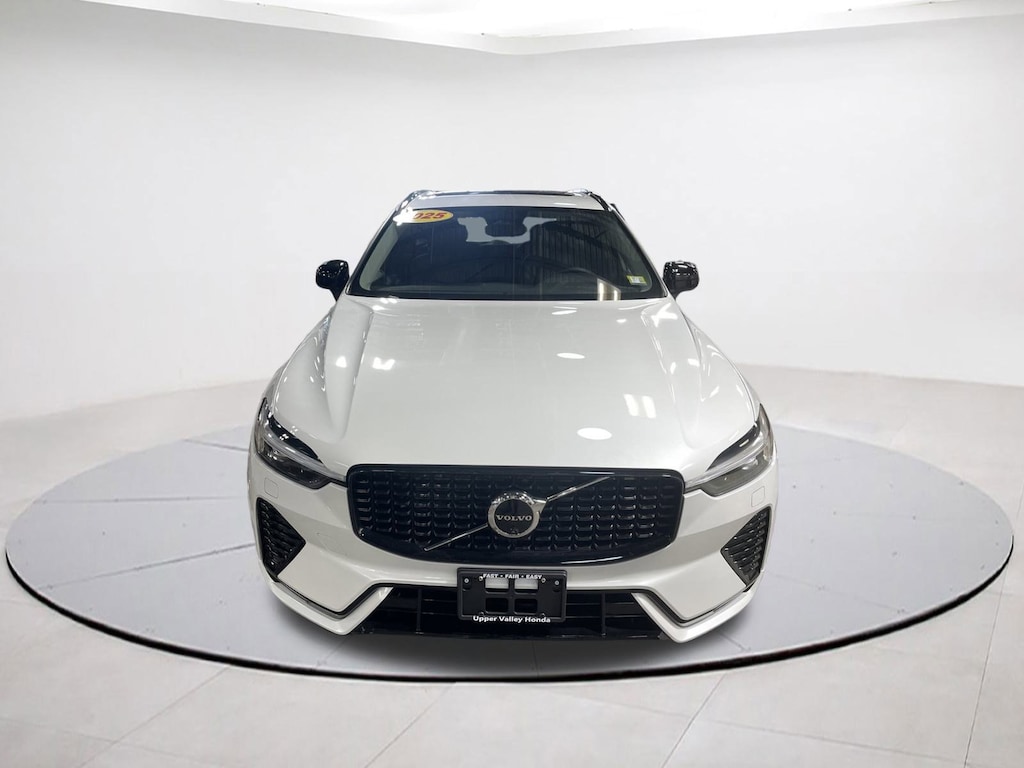 Used 2025 Volvo XC60 B5 Plus SUV