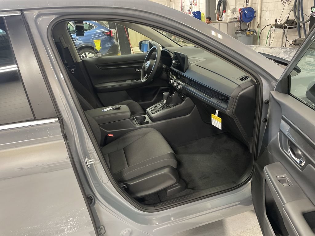 2026 Honda CR-V EX - Photo 17