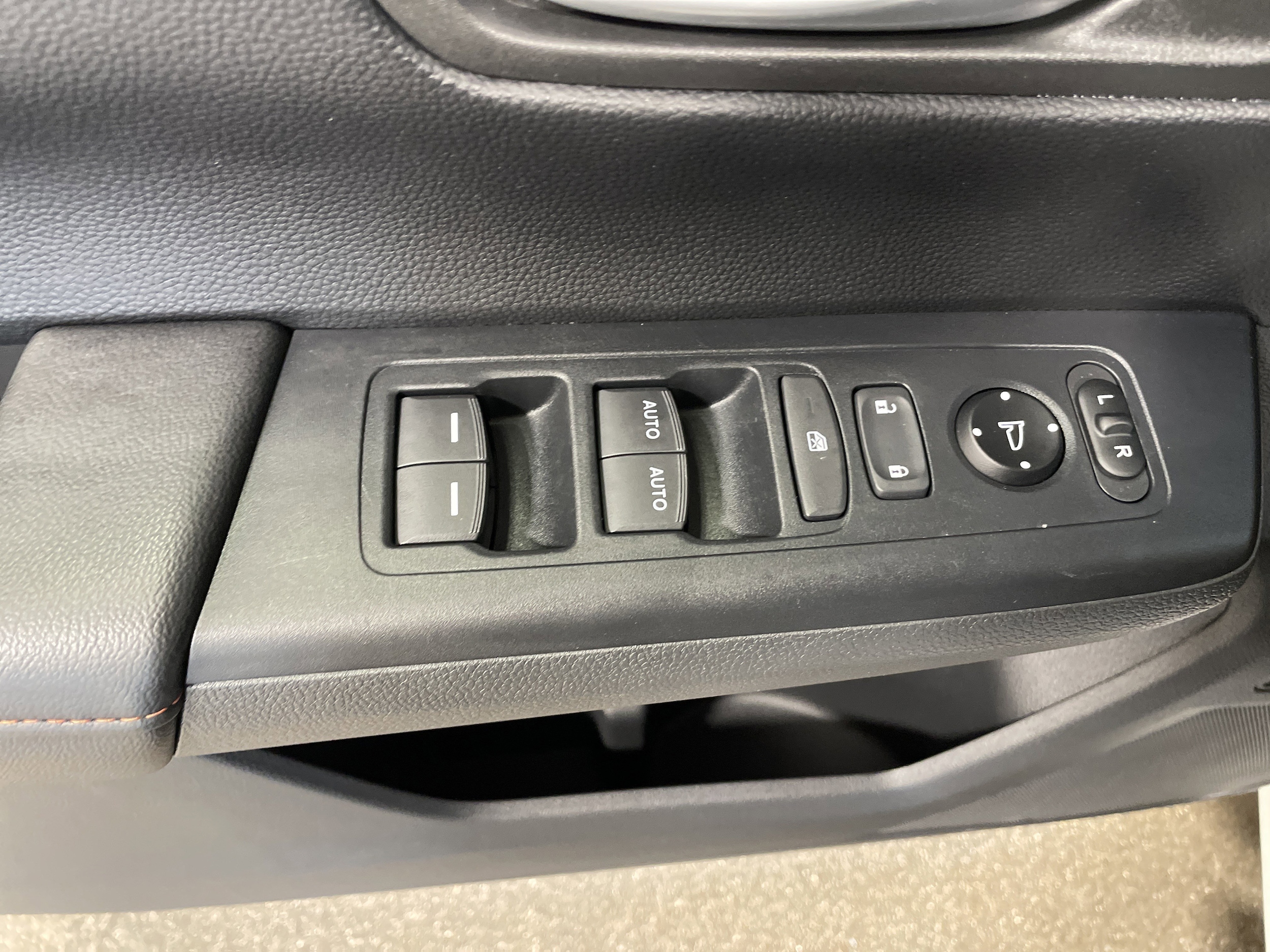 2023 Honda CR-V Sport - Photo 24