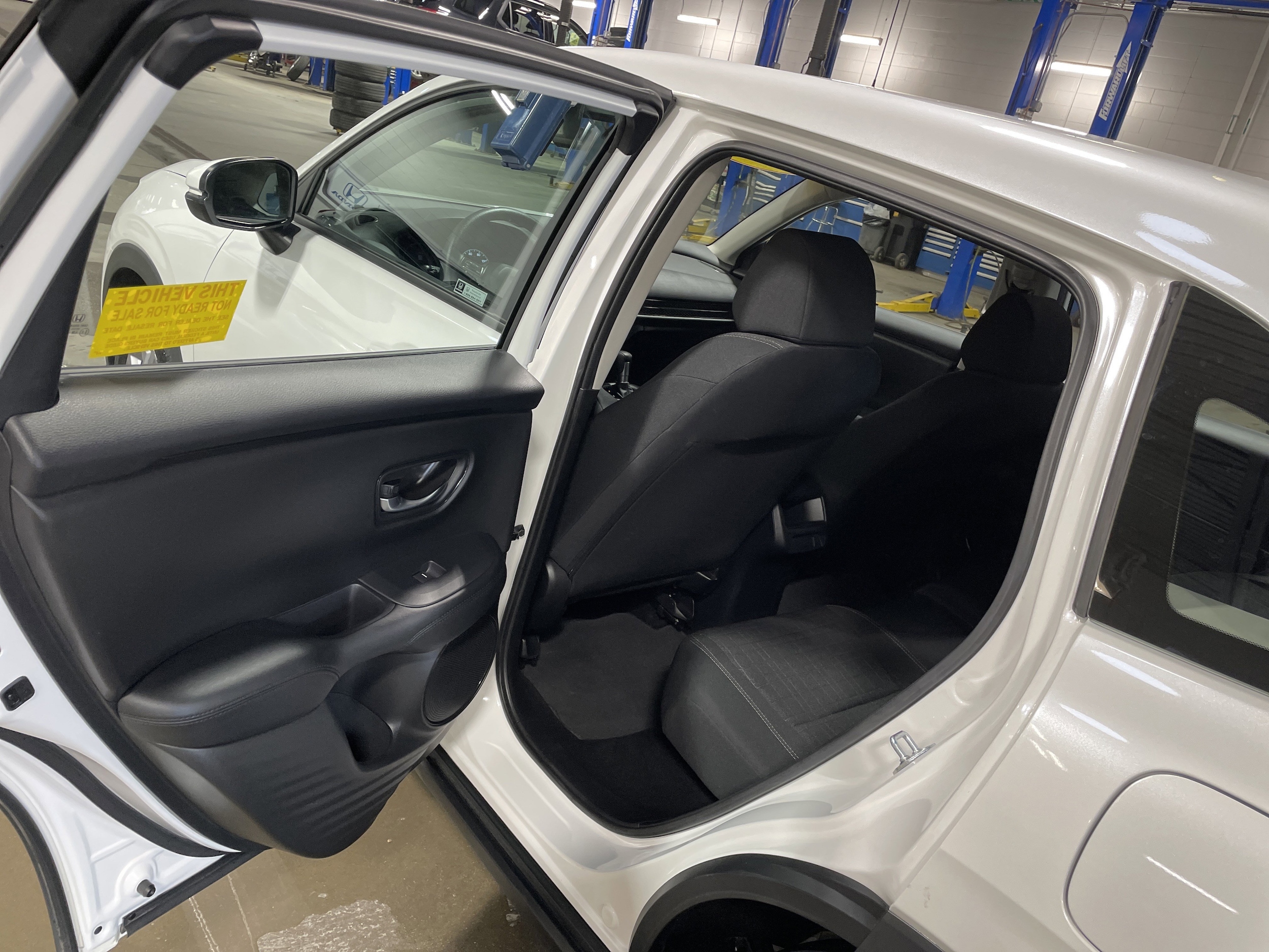 2023 Honda HR-V LX - Photo 21