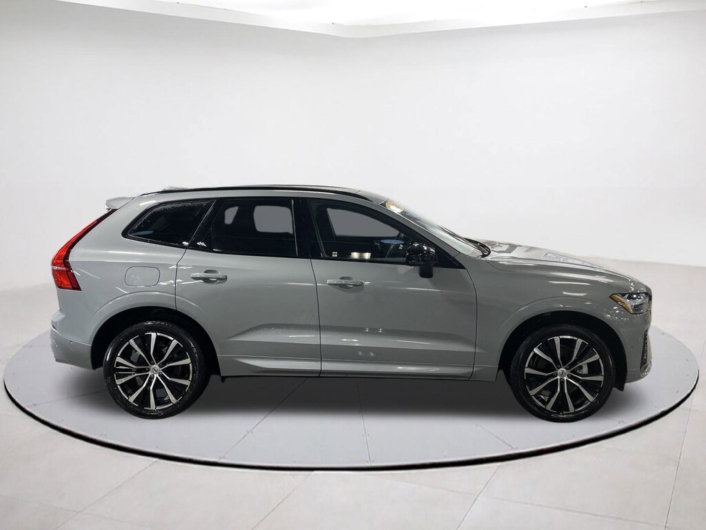 Used 2025 Volvo XC60 B5 Plus SUV