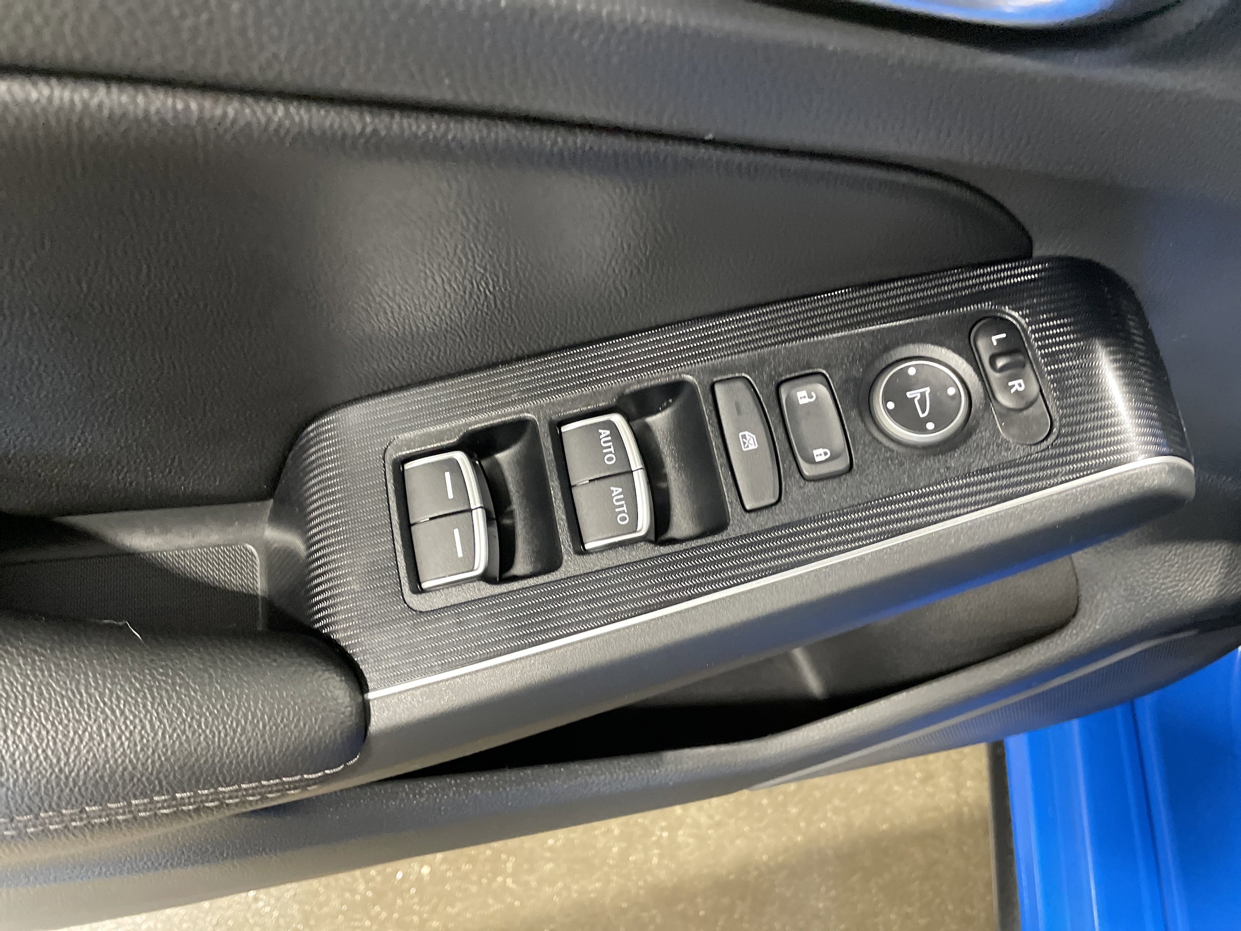 2023 Honda Civic Hatchback Sport Touring - Photo 24