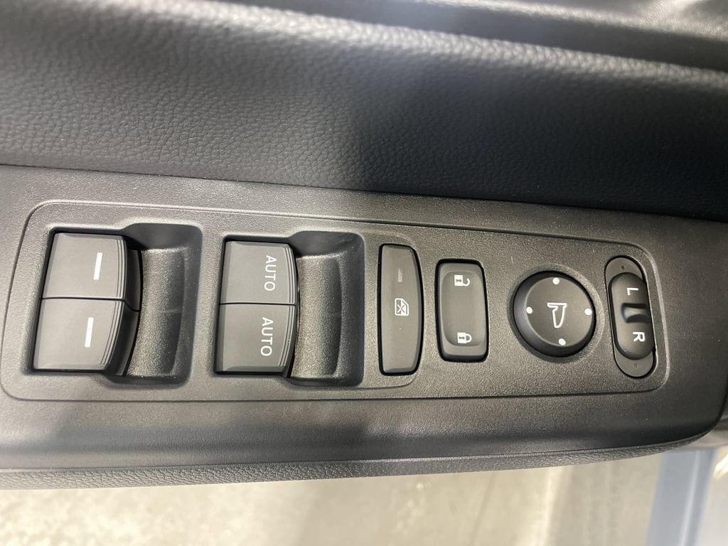 2026 Honda CR-V EX - Photo 25
