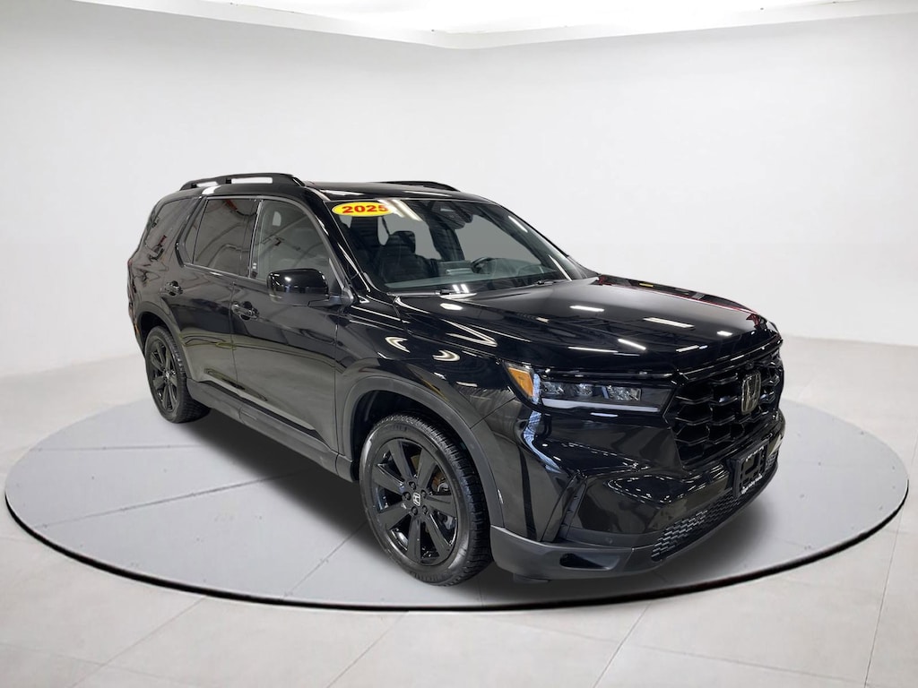 Used 2025 Honda Pilot Black Edition SUV